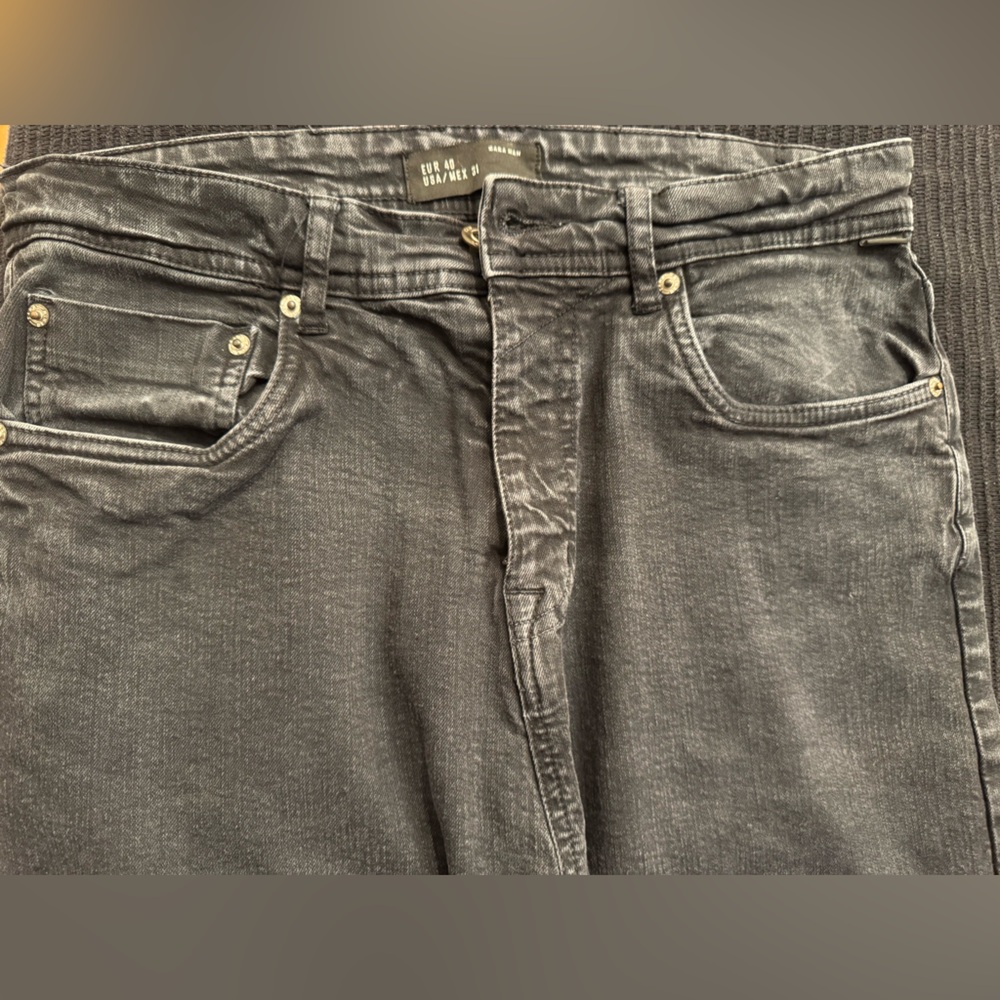Light Black Zara jeans.